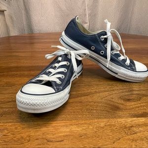 Converse Chuck Taylor All Star Canvas Shoes Women’s Size 6 Navy Blue W9697